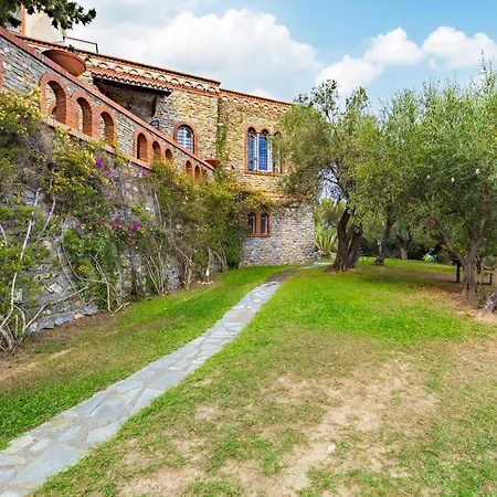 Hostdomus - Il Fortino Albenga